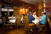 Restaurant<br>© Dewi Nusantara