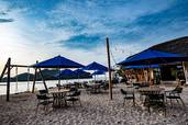 <br>© Komodo Resort