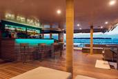 Barbereich Schattendeck<br>© Scuba Spa
