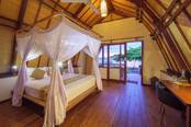 Oceanview Bungalow<br>© Komodo Resort