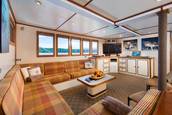 Lounge<br>© Seahunter Fleet