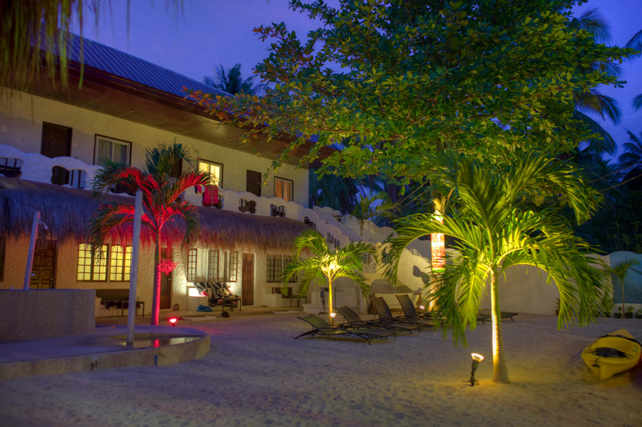 Sunsplash Beach Resort