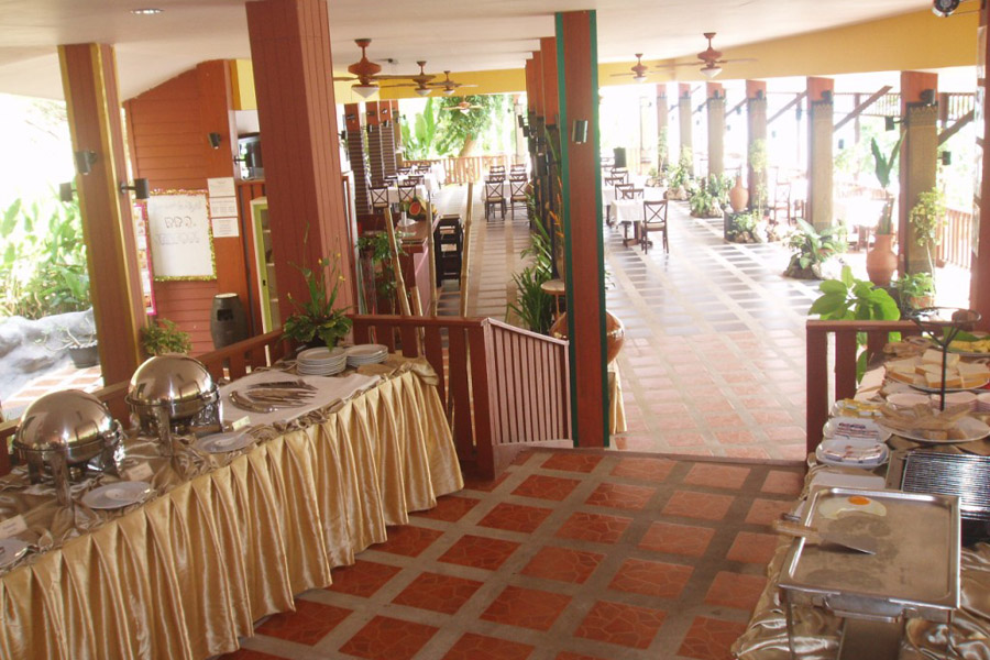 Chateau Hill Resort