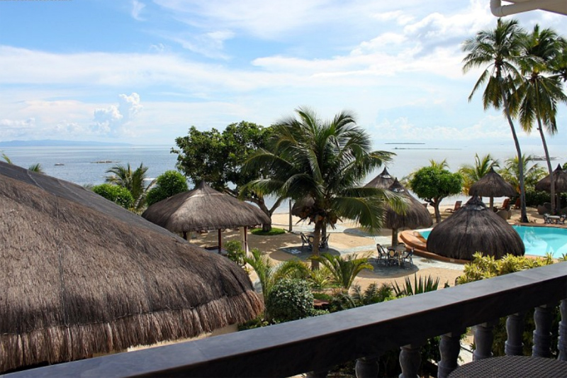 Linaw Beach Resort