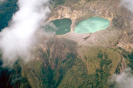 Kelimutu Vulkan auf Flores