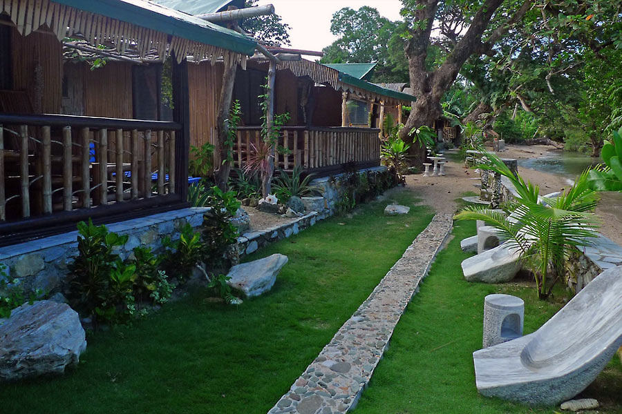 The Three P Dive Resort