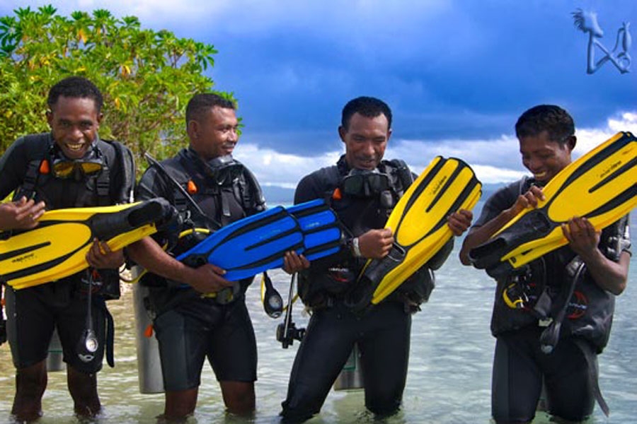 Raja 4 Divers Dive Center