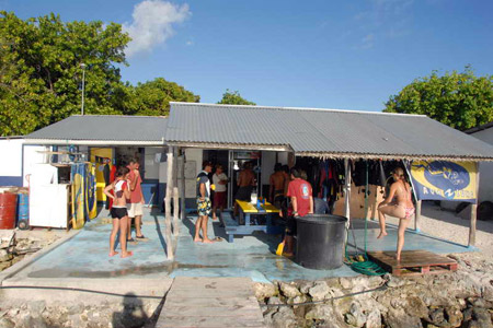 Te Ava Nui Dive Center