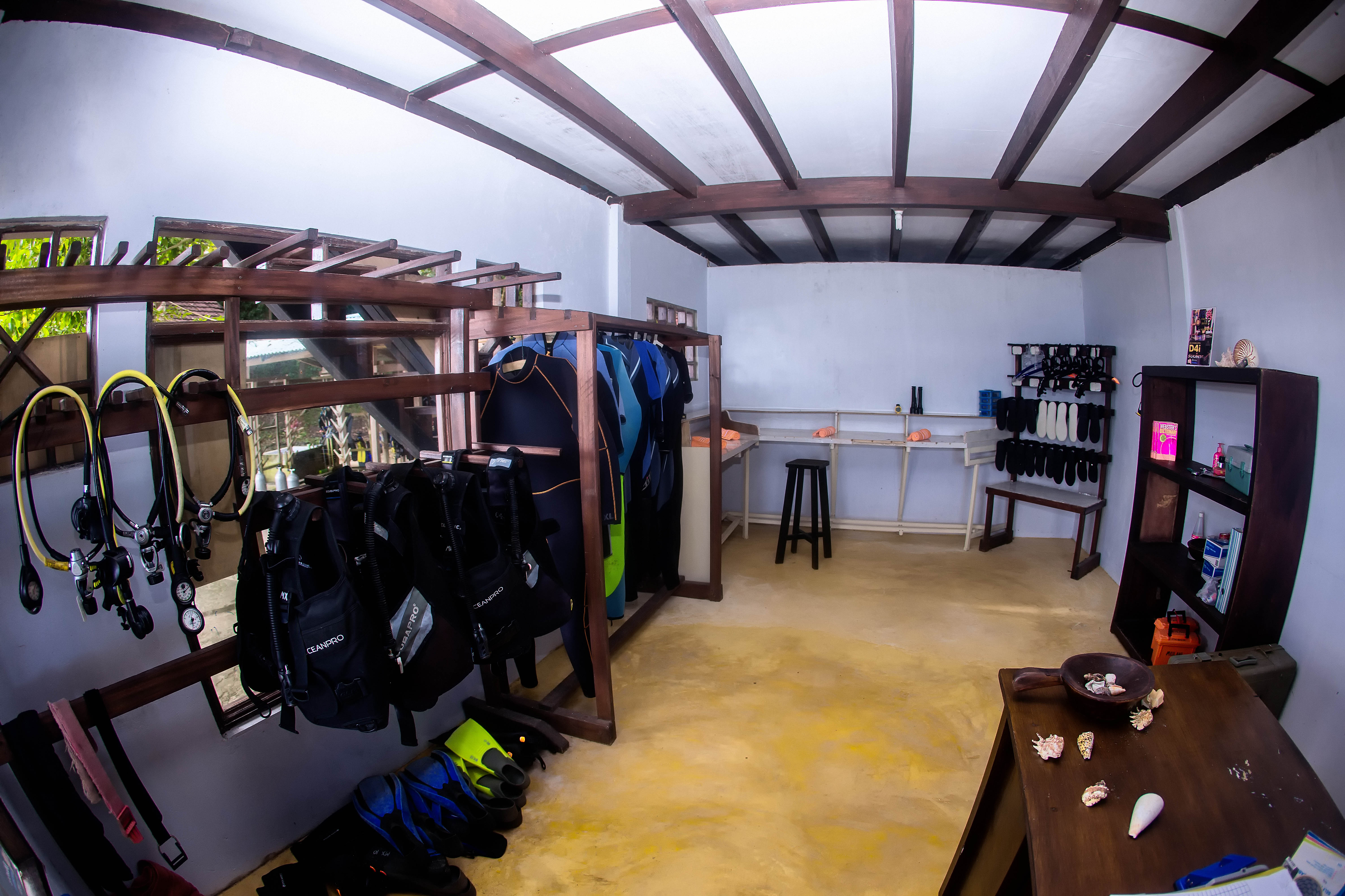 Murex Dive Center Bangka
