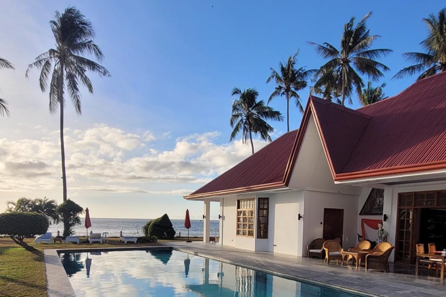 Boot Special - Sea Dreams Beach Resort